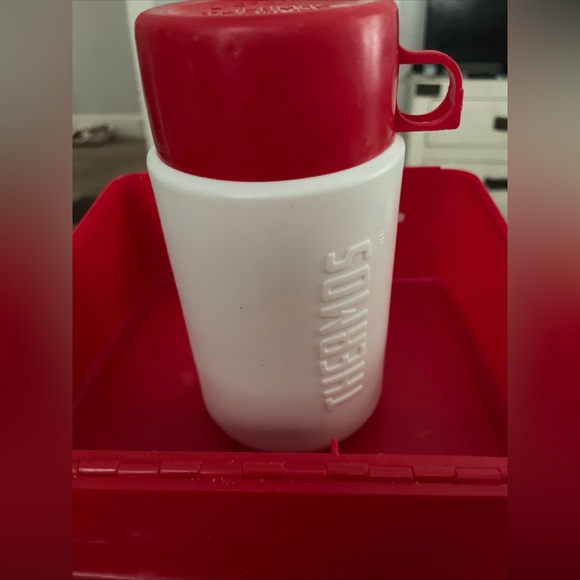 Vintage 1978 Thermos Garfield Red Lunchbox - Picture 7 of 8